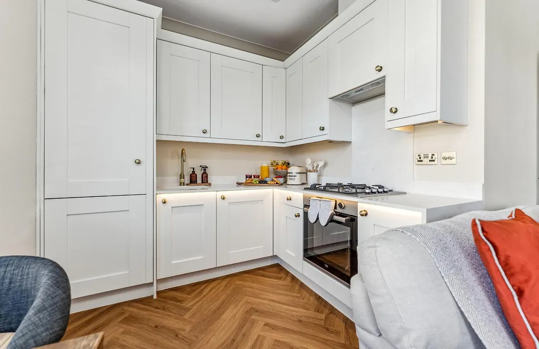 Beachside Maisonette Southbourne-1